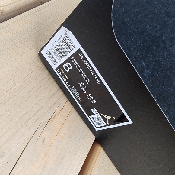 Air Jordan size 8 *like new* Cherrywood - Picture 10 of 10